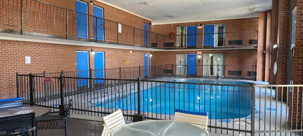 Fairview Inn & Suite